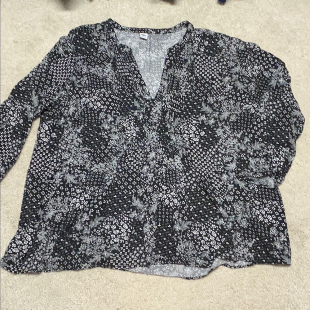 Old Navy blouse